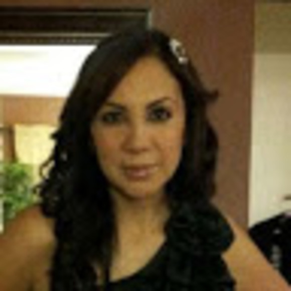 Meet your Posher, Erika - Picture 1 of 1